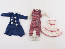 Lot 3 vêtements (robe en