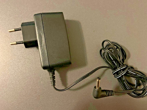 Alimentation adapter 9v - ac,