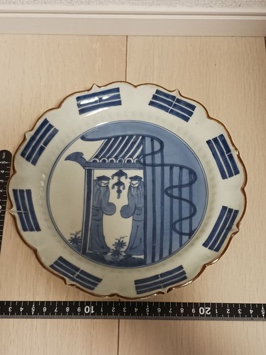 Ancienne assiette - , en