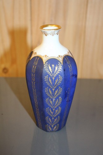 Vase porcelaine xixeme - vase,