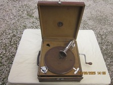 ANCIEN PHONOGRAPHE A SAPHIR PATHE