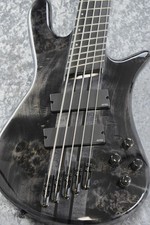 Basse électrique noire