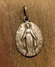  Médaille Religieuse Ancienne