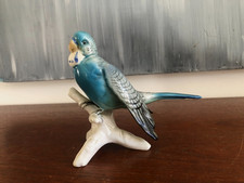 PERRUCHE BLEUE EN PORCELAINE DE SAXE " KARL ENS "  (12,2 cm)