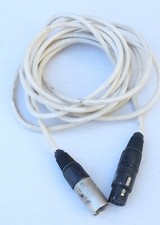 Câble / rallonge instruments XLR Femelle / XRL mâle 4 broches longueur 3m.