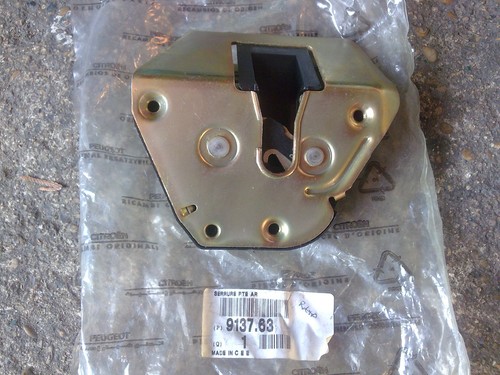 Serrure neuve porte