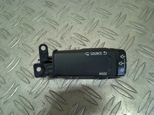 COMMANDE DE RADIO AU VOLANT