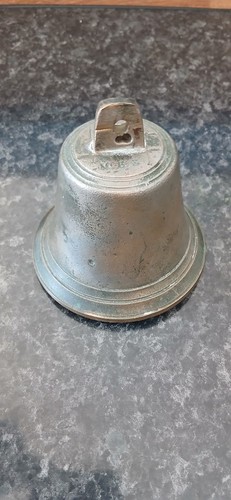 Ancienne cloche bronze - cloche, en