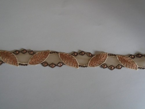 Dentelle calais desseilles - de,