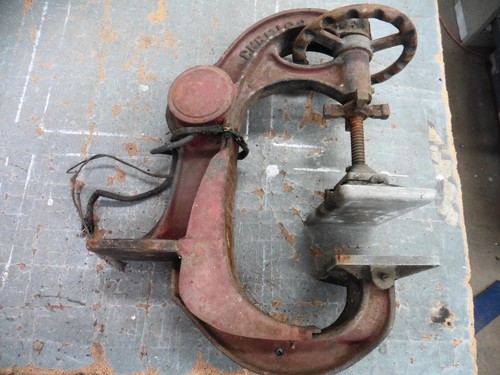 Ancienne presse - , à