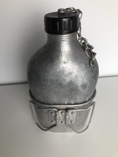 Ancienne Gourde Militaire En Aluminium Vintage.