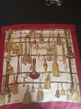 Hermès carré en soie passementrie