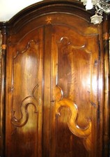 Armoire de château époque 19ème  noyer massif H 258cm  L . 175cm  prof 75 cm-01