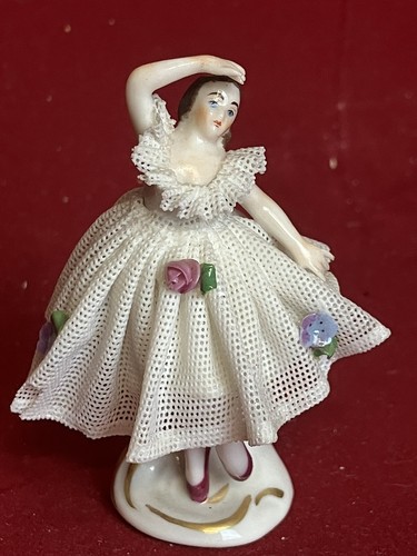 Ancienne danseuse ballerine - danseuse, en