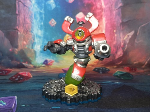 Magna charge figurine - charge,