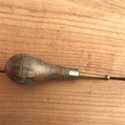 Outil ancien n63 cordonnier - outil,