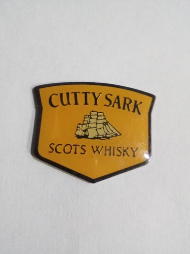 Pin cutty sark scotch - cutty, whisky