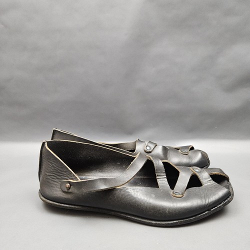 Cydwoq strappy sandals shoes - cydwoq,