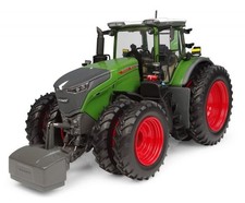 UNIVERSAL HOBBIES - Tracteur