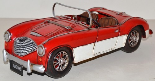 Voiture tôle nostalgie - en,