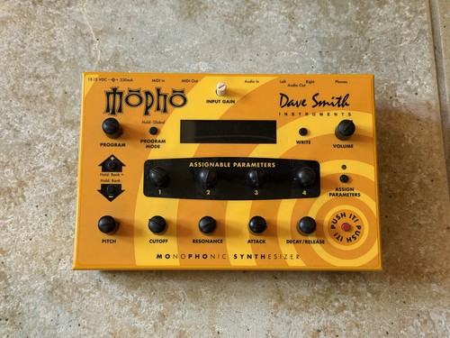 Dave smith instruments mopho - instruments,