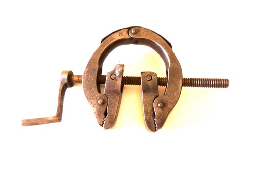 Ancien outil cordonnier - ancien,
