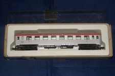 ARNOLD N VOITURE VOYAGEURS