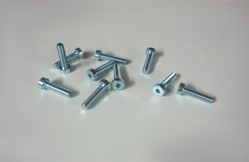 10x vis cylindrique - cylindrique, À