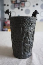 SEAU A EAU BENITE ORFEVRERIE BRONZE ROMANE BENITIER