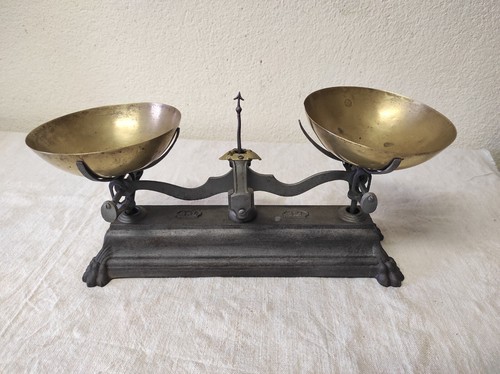 Ancienne balance 1 - g&l,