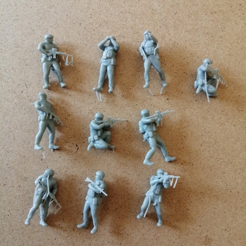 Figurines 72 soldats - 10,