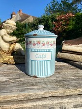 Pot à épices en tole