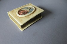 Ancienne boite à chapelet