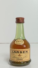 COGNAC LARSEN TVFC TRES VIEILLE FINE CHAMPAGNE  MINI BOTTLE 5CL