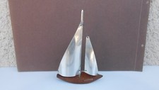 Petit bateau / Bois et