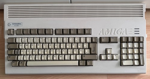 Commodore amiga 1200 kick 0 - amiga,