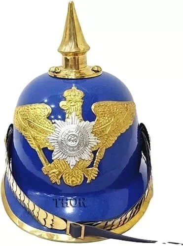 Casque cuir bleu allemand - en,