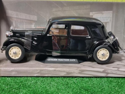 Sol1800903 citroën traction - citroËn,