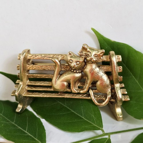 Charmante broche vintage - charmante,