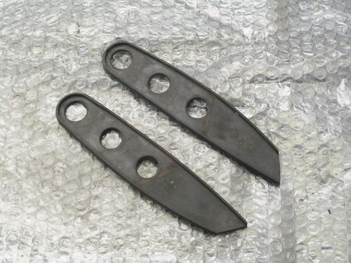 Joints attaches pare brise - joints, pare-brise