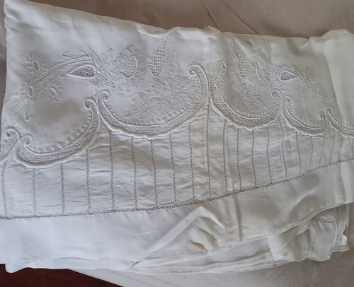 Drap ancien brodé grand - drap,