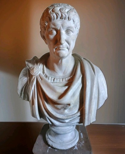 Buste empereur plâtre - empereur,