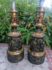 Paire de Lampes Modérateur VAF à mouvements en Laiton repoussé  XIXeme , Pétrole