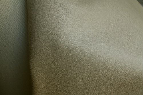 Simili cuir skaï beige écru