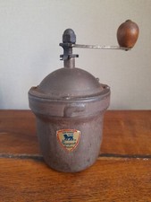 Ancien moulin à café Peugeot GI