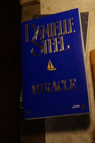 Miracle danielle steel roman - danielle,