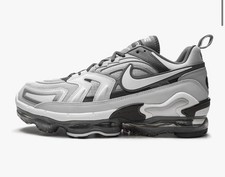 Nike Air Capot Max EVO gris