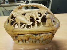 Coupe a fruit couverte en bois