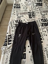 Ensemble De Liverpool 24/25