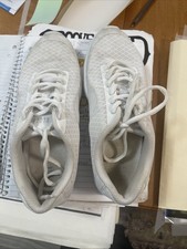 Bloch  9 Us  White Sneakers